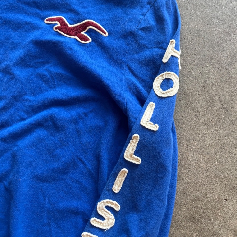 Vintage Y2K Hollister long sleeve essential shirt - Picture 2 of 6